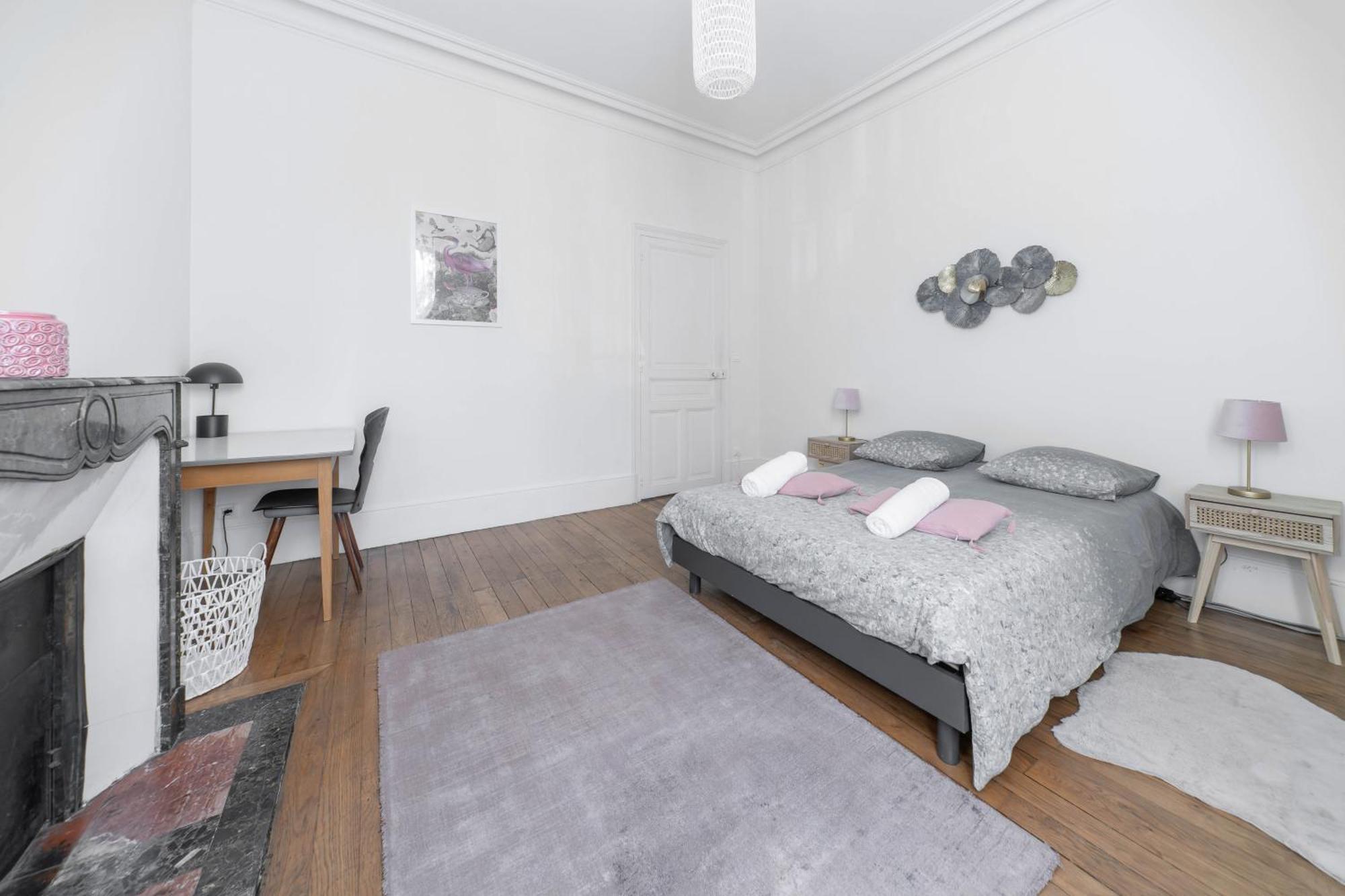 Residence Epinat II - Appartements Centre - Parking Vichy Room photo